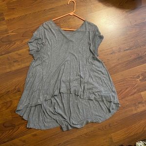 FREE PEOPLE SIZE MEDIUM GRAY TOP